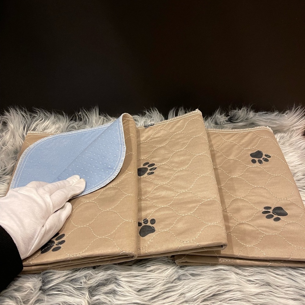 SOLD! SincoPet Reusable Pee Pad Reversible